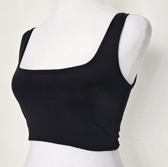 Black crop top tank top size XS - Picture 6 of 9